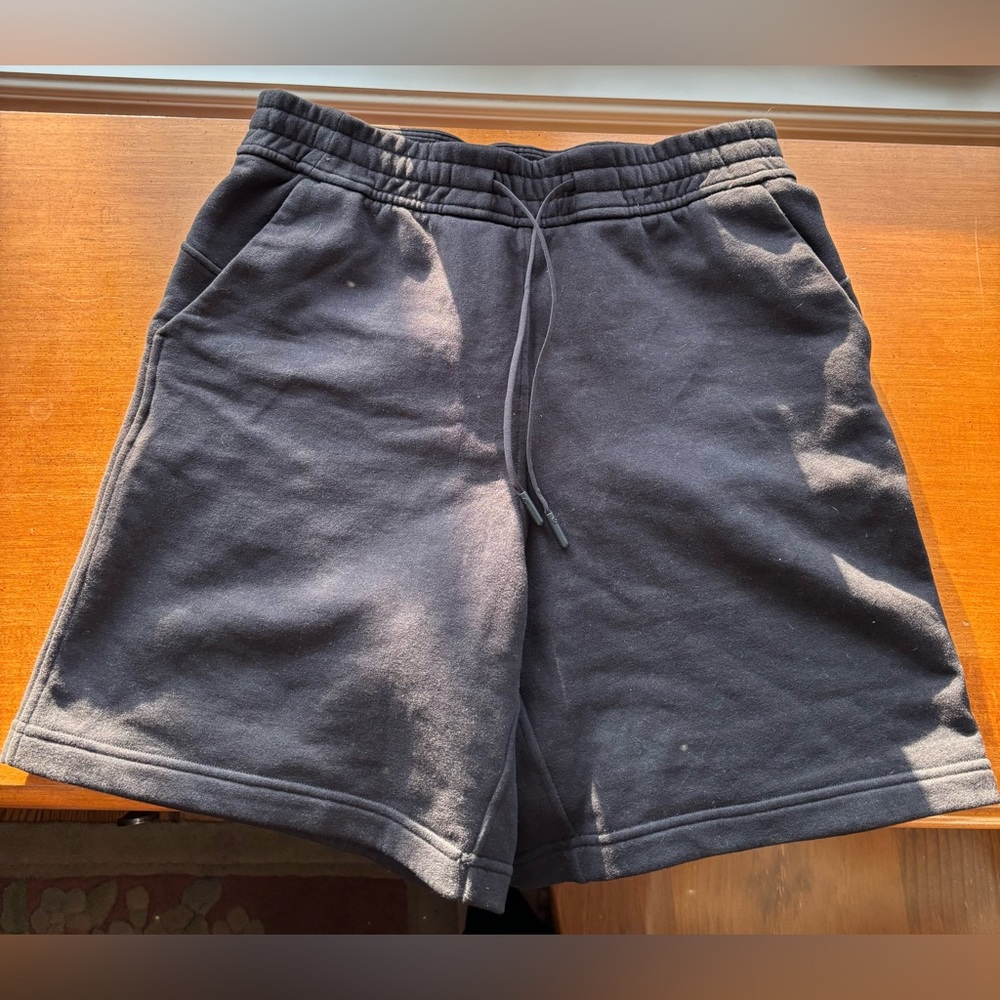 Lululemon sweat shorts SIZE 6